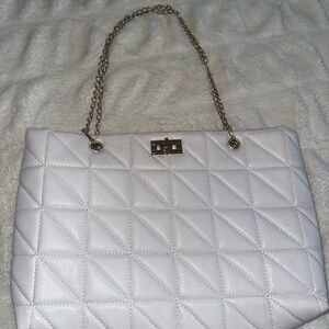 Elegant White Quilted Chain Shoulder Bag